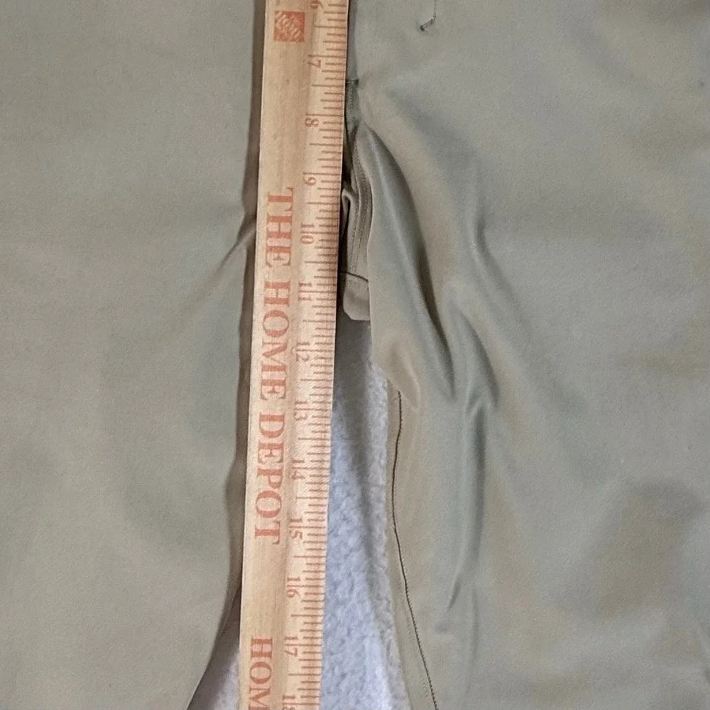 Lululemon Commission Slim Pant Mens 32x30 ABC Tech Chino Khaki Tan